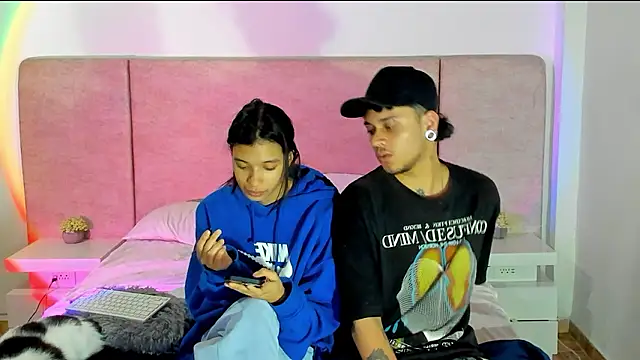 alanaget1 online show from 12-04-24, 08:45