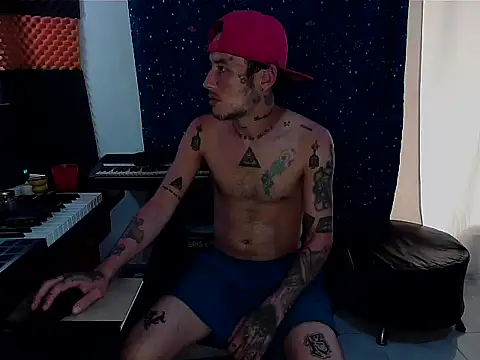 patrik tattoo  online show from 02-22-25, 10:52