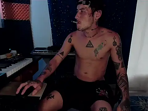 patrik tattoo  online show from 03-04-25, 10:27