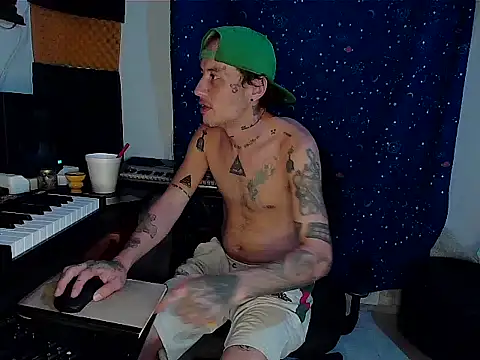 patrik tattoo  online show from 03-22-25, 03:52