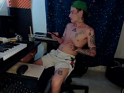 patrik tattoo  online show from 03-23-25, 01:53