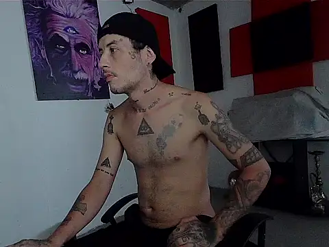Snapshot of patrik_tattoo_ chatting on 05-25-26, 10:38 patrik tattoo online show from 05-25-26, 10:38