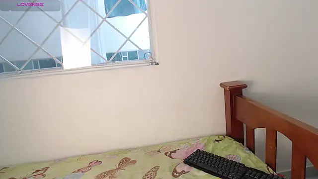 Lola sweeet18 online show from 01-07-26, 11:45