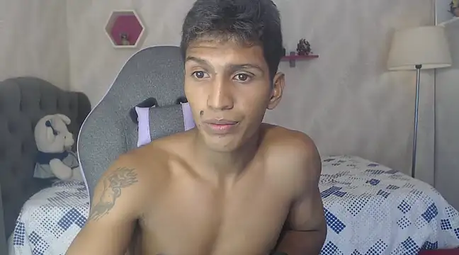 mau elixxx online show from 12-24-24, 06:00