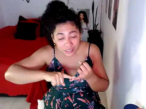 Snapshot of bellacrespalatina chatting on 09-14-25, 08:13 bellacrespalatina online show from 09-14-25, 08:13