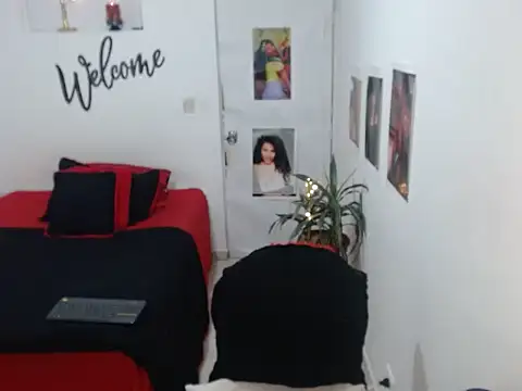 Snapshot of bellacrespalatina chatting on 09-20-25, 08:32 bellacrespalatina online show from 09-20-25, 08:32