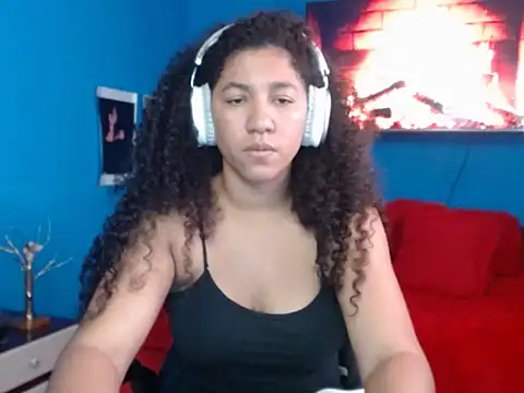 bellacrespalatina online show from 10-31-25, 01:28