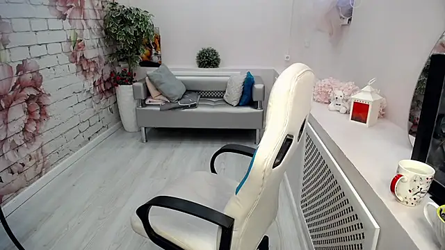 Snapshot of Cutie_Asya chatting on 02-09-26, 04:38 Cutie Asya online show from 02-09-26, 04:38