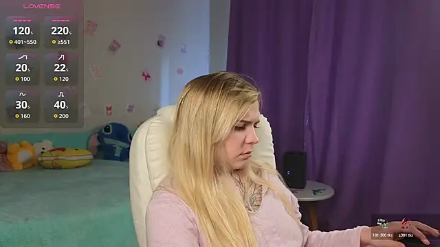 Kate Legend online show from 04-10-26, 03:12