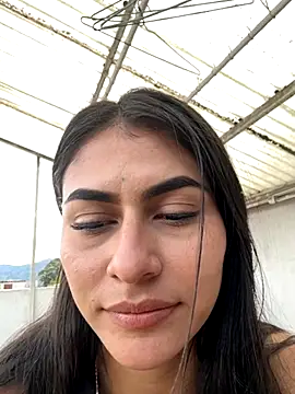 emilie xx  online show from 10-10-25, 10:09