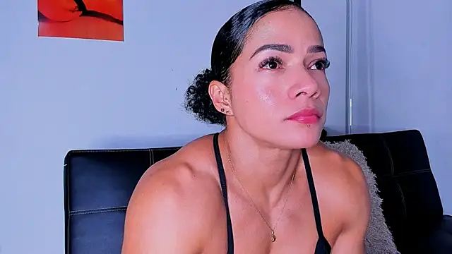 Snapshot of alexafit chatting on 05-25-26, 09:21 alexafit online show from 05-25-26, 09:21