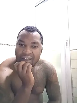 Champs303xh online show from 10-23-25, 04:01