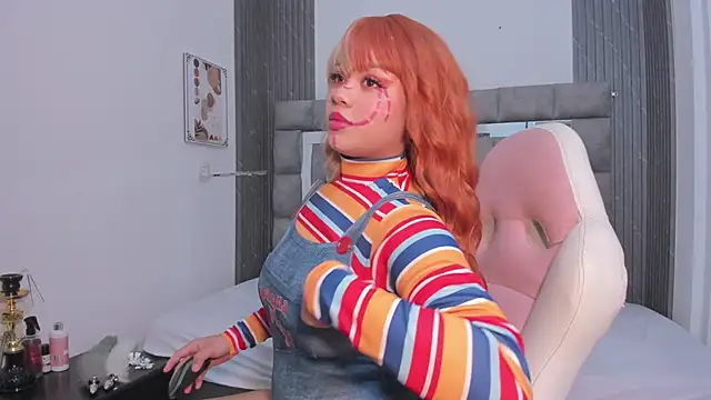 zulyjones online show from 10-31-25, 01:23