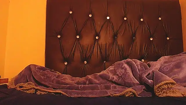 Snapshot of SexinessBae chatting on 02-20-25, 02:07 SexinessBae online show from 02-20-25, 02:07