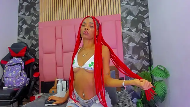 Brithanyslim online show from 04-10-26, 07:29