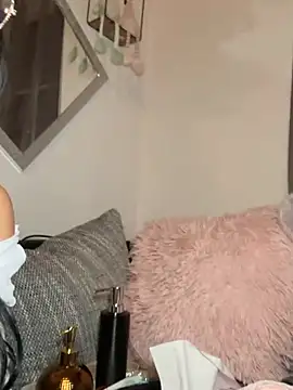 mrs skinny goddess online show from 01-27-25, 09:33