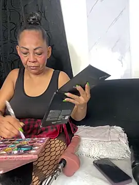 chiquimaturesexy online show from 04-04-26, 09:34