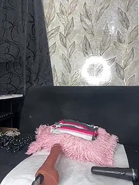 chiquimaturesexy online show from 04-16-26, 09:50