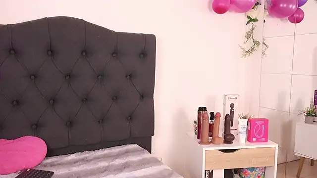 justnala  online show from 09-17-25, 01:13