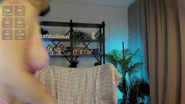 careful i bite nya online show from 09-29-25, 12:32