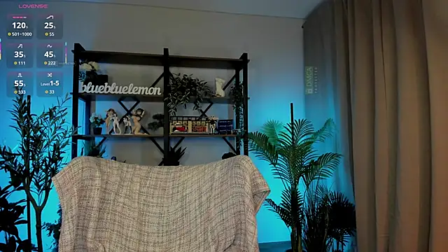 careful i bite nya online show from 09-30-25, 01:16