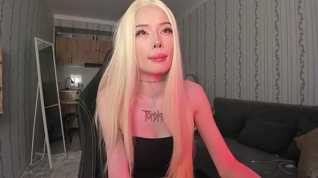 Velvetsky 1 online show from 02-11-26, 06:35