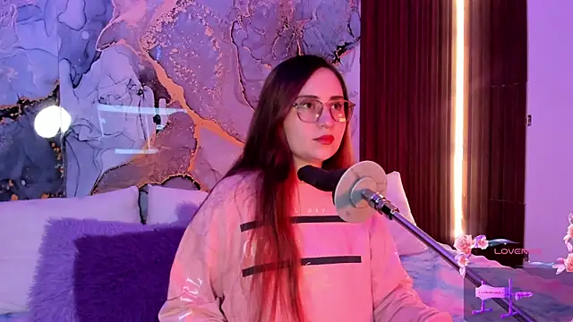 centaurigirl online show from 11-16-25, 10:26