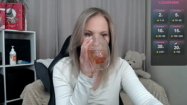 Sunny bunny6 online show from 01-06-26, 01:26