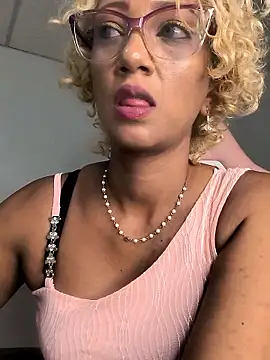 Amaliu  online show from 04-14-26, 02:56