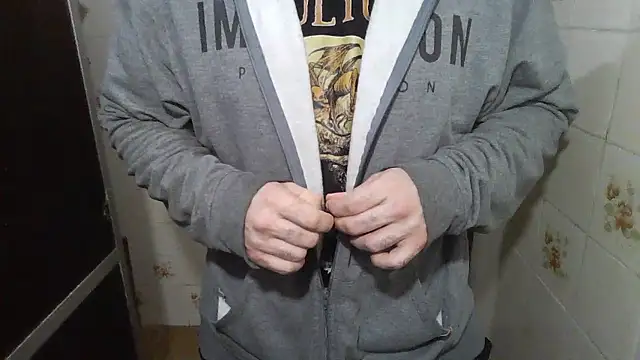 Snapshot of Cauan-t chatting on 01-09-26, 04:04 Cauan-t online show from 01-09-26, 04:04