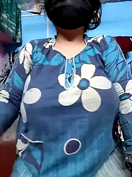 BERRY 00 online show from 12-23-25, 01:58