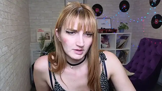 Snapshot of Nika_Kitten chatting on 02-03-25, 08:35 Nika Kitten online show from 02-03-25, 08:35