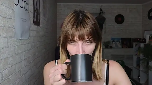 Nika Kitten online show from 05-06-26, 11:04