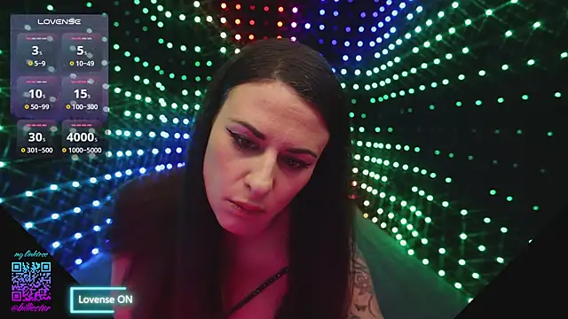 Snapshot of BillieStarOfficial chatting on 12-28-24, 07:43 BillieStarOfficial online show from 12-28-24, 07:43