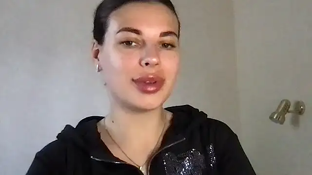 MoonriseGoddess online show from 04-19-26, 09:52