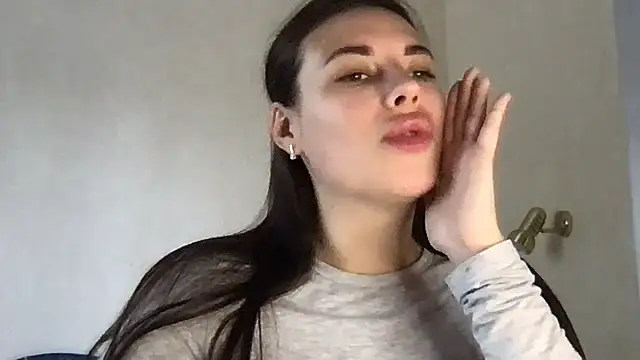 MoonriseGoddess online show from 04-29-26, 07:56