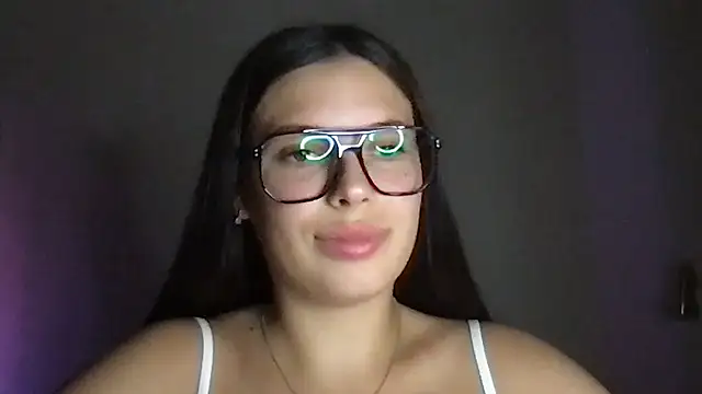 Snapshot of MoonriseGoddess chatting on 06-27-26, 06:35 MoonriseGoddess online show from 06-27-26, 06:35