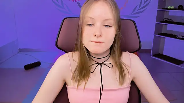 VivienLeeigh online show from 01-18-25, 09:13