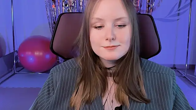 VivienLeeigh online show from 02-16-25, 12:10