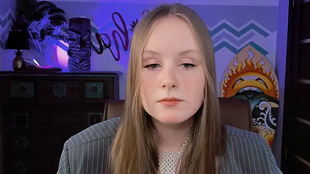 VivienLeeigh online show from 02-22-25, 03:25