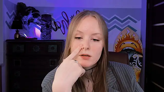 VivienLeeigh online show from 02-23-25, 12:16