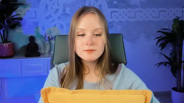 VivienLeeigh online show from 03-01-25, 03:16