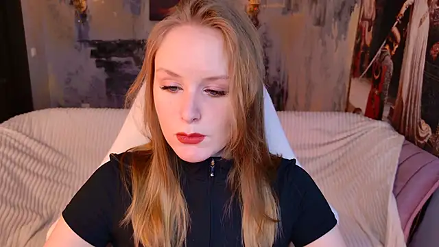 VivienLeeigh online show from 04-08-26, 05:07