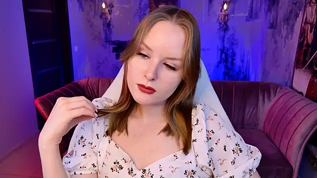 Snapshot of VivienLeeigh chatting on 05-30-26, 05:37 VivienLeeigh online show from 05-30-26, 05:37