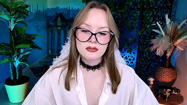 Snapshot of VivienLeeigh chatting on 06-27-26, 05:12 VivienLeeigh online show from 06-27-26, 05:12