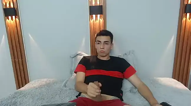 hot boy x18 online show from 12-09-24, 01:51
