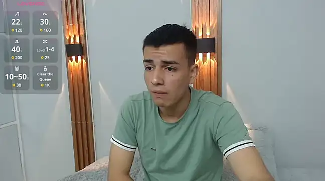 hot boy x18 online show from 01-08-25, 12:47