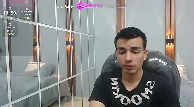 hot boy x18 online show from 01-21-25, 05:20