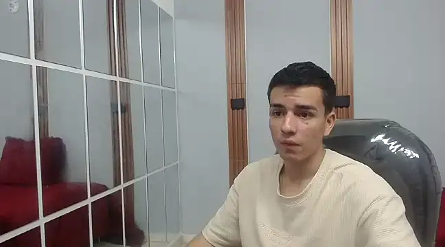 hot boy x18 online show from 02-11-25, 05:29