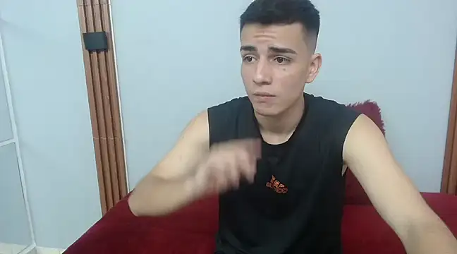 hot boy x18 online show from 02-14-25, 05:36